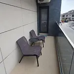La Mare By Alm Mamaia Nord Apartamento