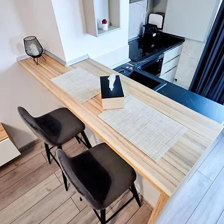 La Mare By Alm Mamaia Nord Apartamento *