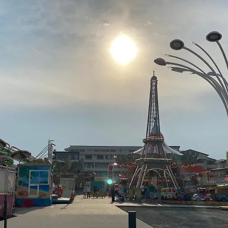 La Mare By Alm Mamaia Nord Apartamento *